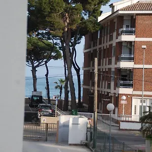 https://apartamento-acogedor-en-cambrils-a-100m-de-la-playa.top-hotels-tarragona.com