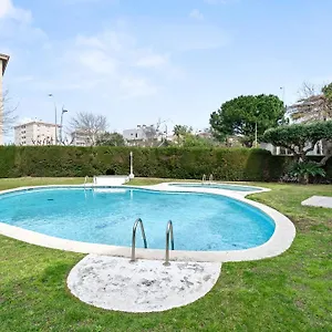 Precioso Apto, Con Piscina En Puerto De Apartamento